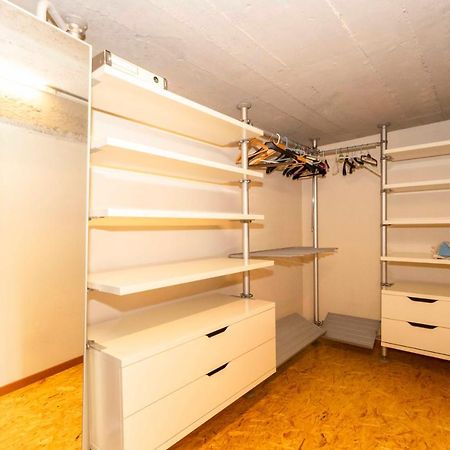 Dora Riverside Modern Apartment With Private Parking Turin Exteriör bild