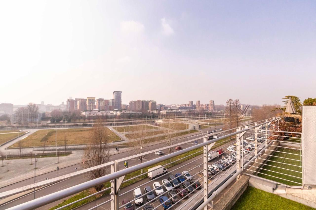 Dora Riverside Modern Apartment With Private Parking Turin Exteriör bild