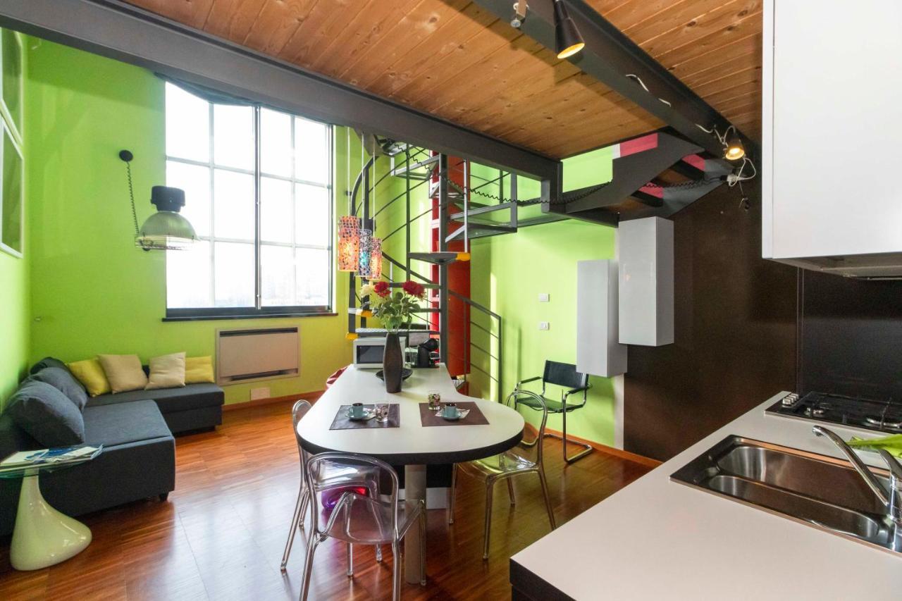 Dora Riverside Modern Apartment With Private Parking Turin Exteriör bild