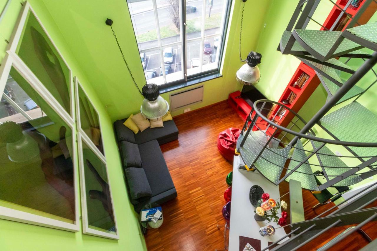 Dora Riverside Modern Apartment With Private Parking Turin Exteriör bild