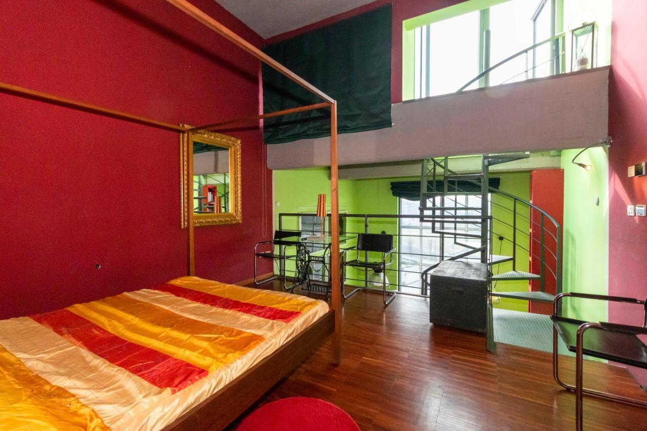 Dora Riverside Modern Apartment With Private Parking Turin Exteriör bild